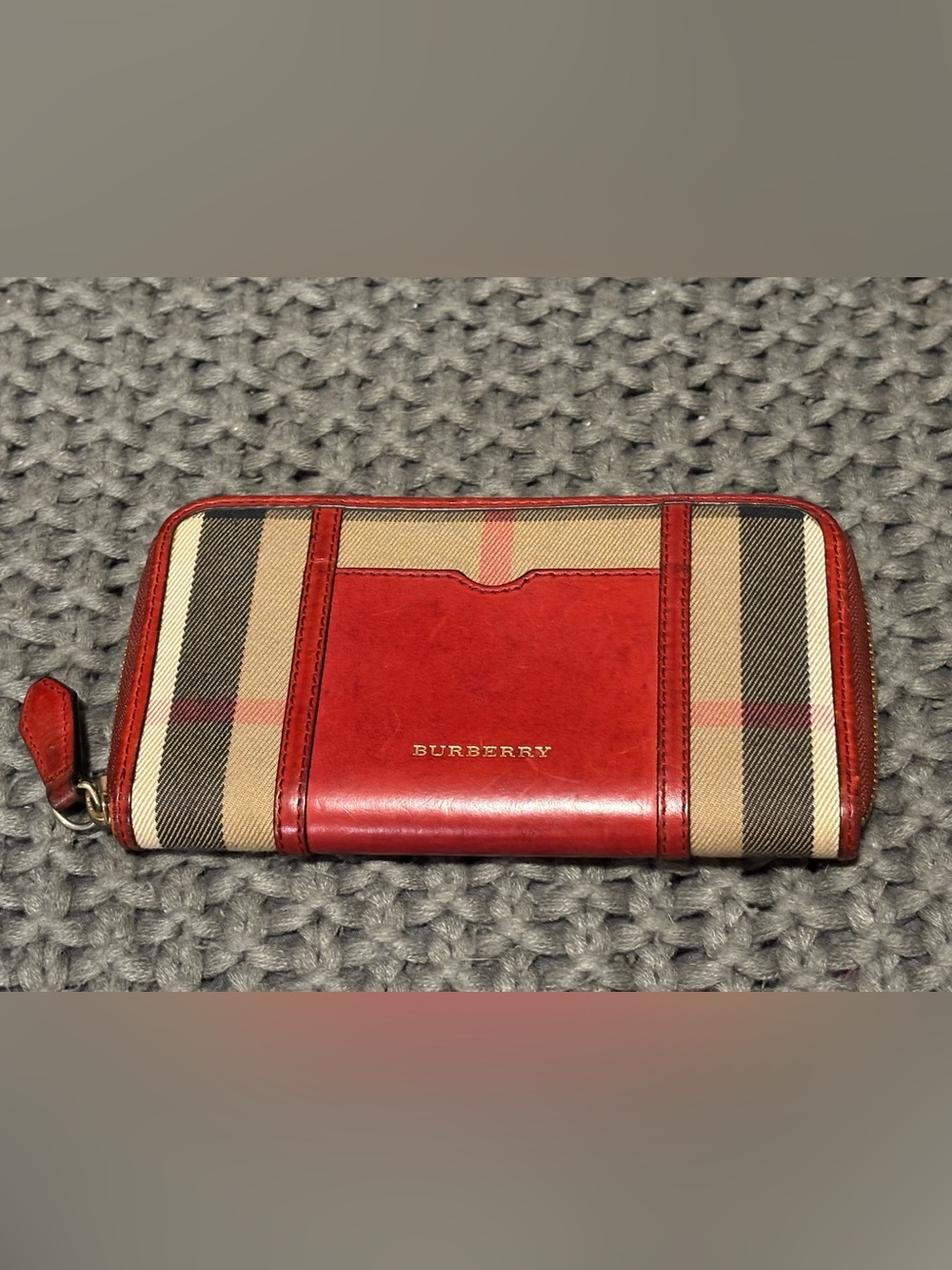 Burberry Housecheck Red Ziggy Zip Around Wallet